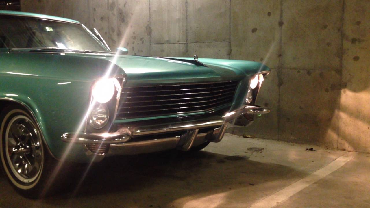 65 Riviera Clamshell Headlights in action thumnail