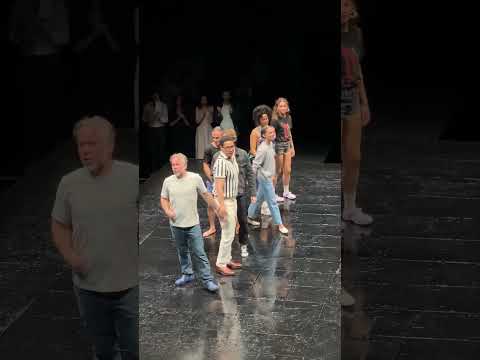Play video