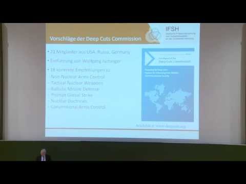 Studium Generale – Die Atombombe und die Zukunft des Krieges