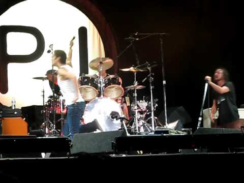 Pearl Jam - Mountain Song (feat Perry Ferrell) - Austin City Limits Music Festival 2009