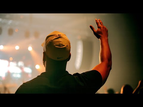 Kevin -  Uctievanie Ješua ( CHVÁLY Mix 2025 )