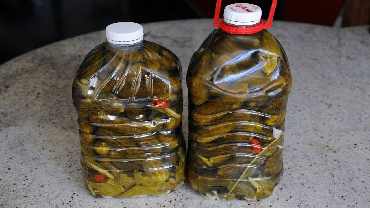 Kaip užraugti agurkus plastikiniame butelyje