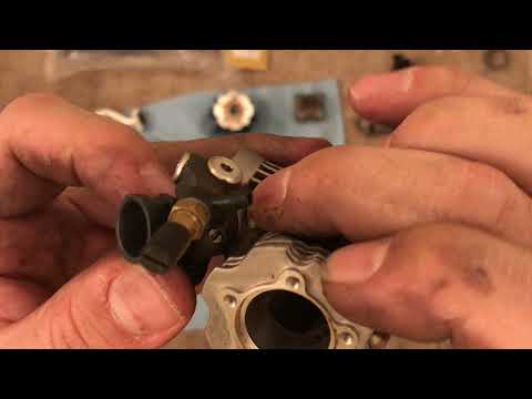 How to remove a nitro engine carburetor Traxxas TRX 3.3