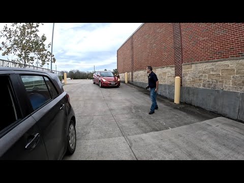 STORE MANGER INTERRUPTED MY DUMPSTER DIVE