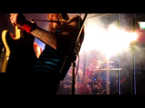 Helvetets Port - Lightning Rod Avenger (Live at Diamond Dogs 2010)