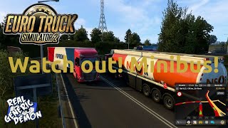 Euro Truck Simulator 2 - Watch out! Minibus!