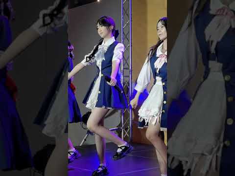 220507 (Friend Fancam) Kiss Kitsune - Heart Sunglasses @ Donki Idol Day - Donki Mall Thonglor