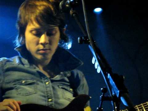 2/23 Tegan & Sara - WWAG clip @ Manchester Academy, England 11/14/09