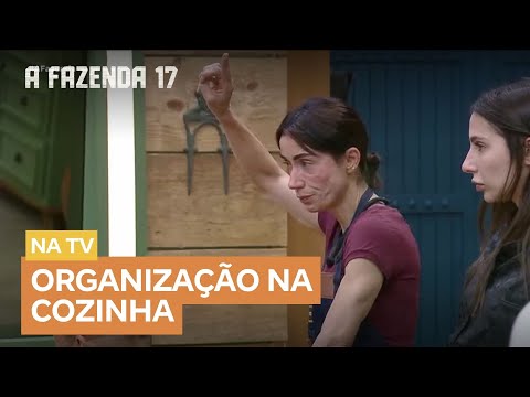 Michelle anuncia a divisão de alimentos entre os peões | A Fazenda 17