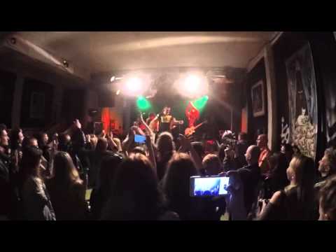 Black Dog - Steal My Show (live -17.04.16 @Fugazi Club)