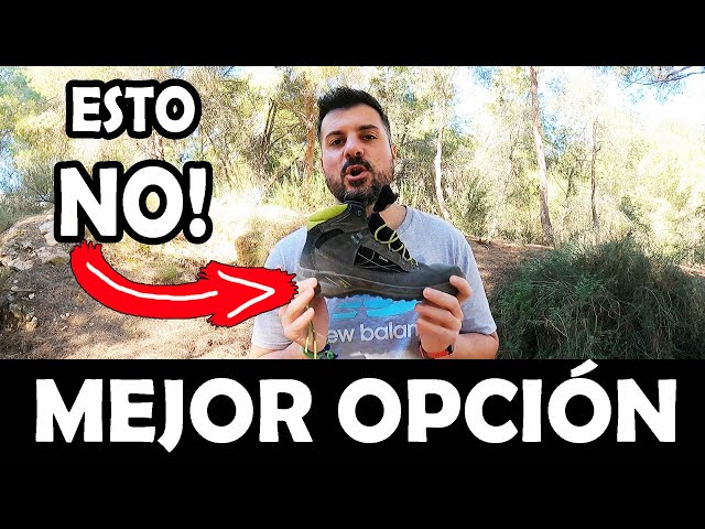 Vídeo relacionado con MARPEN SLIPPERS, Zapatillas de Casa de Invierno Oficiales del Cádiz CF de Fútbol Acolchadas para Hombre o Mujer, Abiertas Negras, Talla 42 43