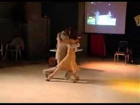  Romina Tumini  and  Juan Manuel Nieto  are  dancing  to  the  tango  "  La Bordona  "