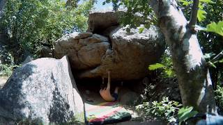 Video thumbnail: Problem 54 (3 grasses), 5a (sit). Targasonne