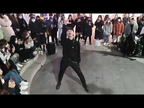 맥스(MAXXAM(MYM))-이찬욱(LeeChanWook)/ WANT - TAEMIN(태민) 20200209 홍대버스킹