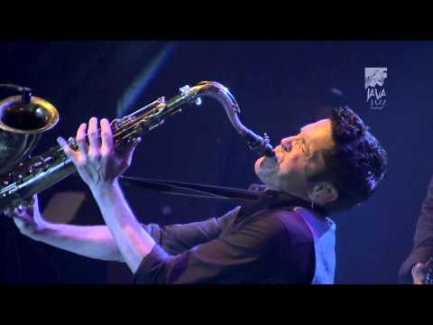 Dave Koz & Friends perform "Got To Get You Into My Life" (live!) from Summer Horns