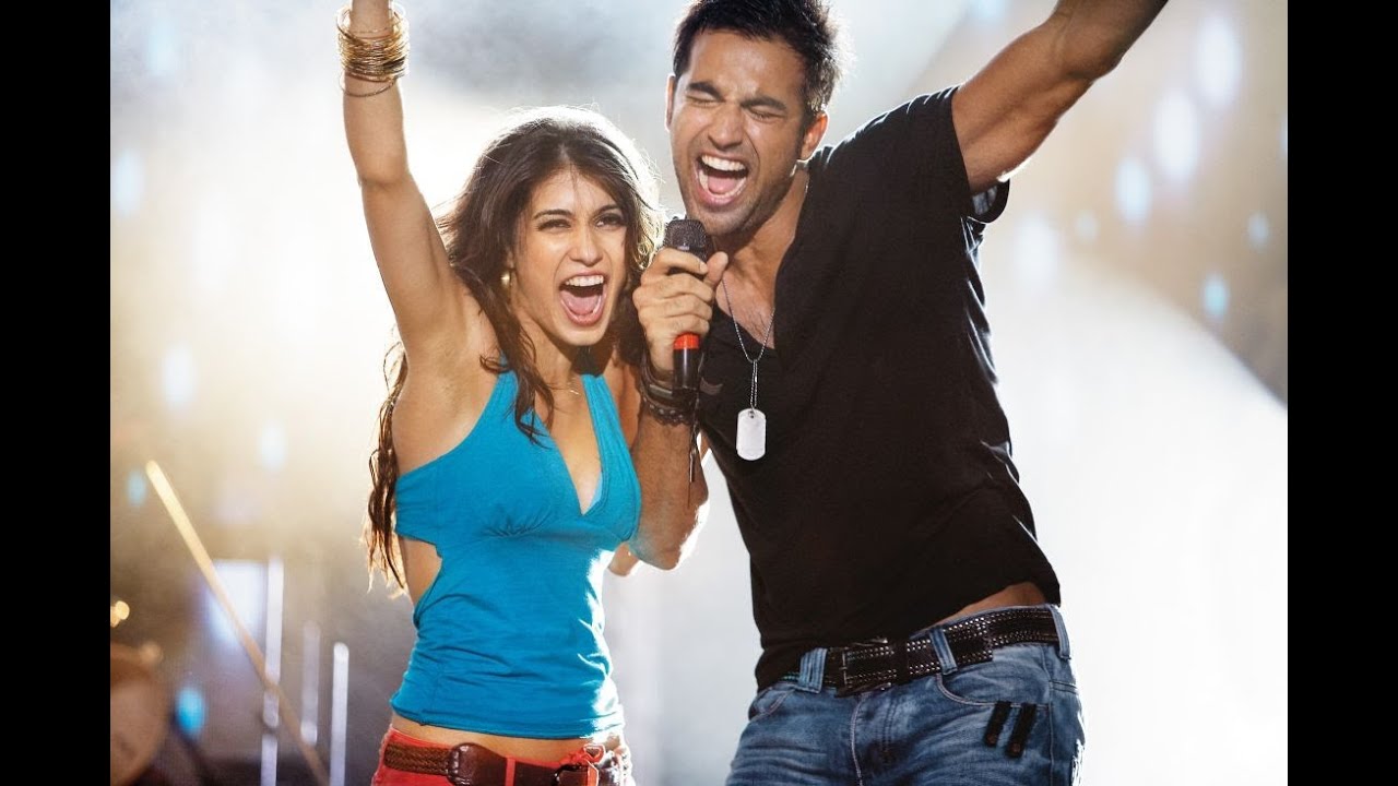 Chhoo Le Aasman Lyrics | Mujhse Fraaandship Karoge | Suraj Jagan | Raghu Dixit