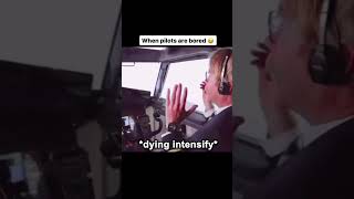 Download lagu Pilot mengerjai penumpang! 🤣 mp3