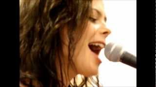 Lenka - Don't Let Me Fall (Music Video)