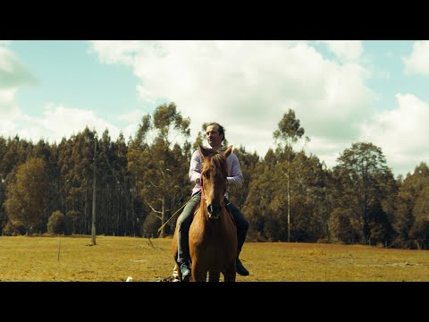 Grupo Conquista - Me Gustan Las Potrancas (Oficial Video)