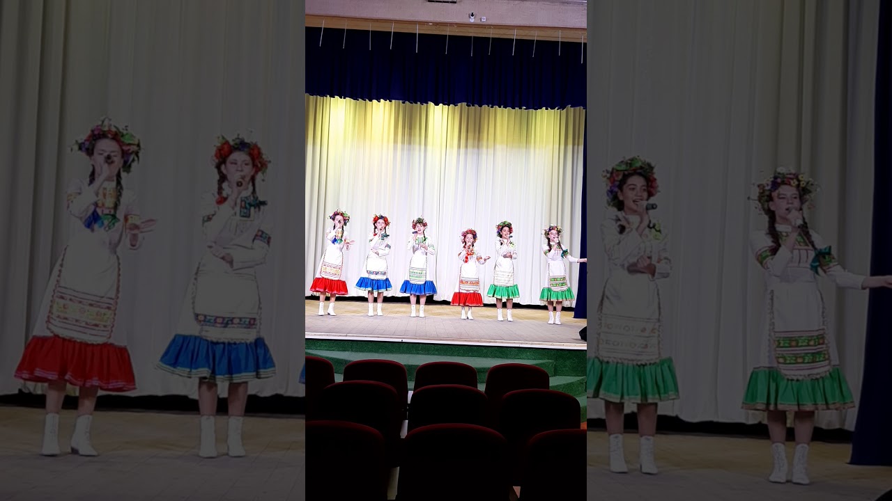 5. Ансамбль народной русской песни "Млада" «Я пучечки вязала»