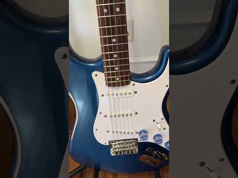 Squier  Stratocaster with Rosewood Fretboard 2021 Metallic Blue image 9