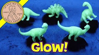 Dinosaur Dig-It Glowing Dino Eggs