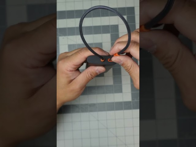 Vídeo relacionado con NOVOO Estación de acoplamiento con triple pantalla, 14 en 1 de USB C a doble HDMI 4K 60Hz Adaptador con DP 8K a 30Hz, 6 puertos USB C/A, PD de 100W, RJ45, SD/TF, 3.5 mm Audio para MacBook/Dell/HP