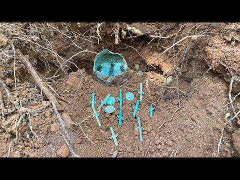 Papazın Sakladığı Hac Definelerini Çıkardım !!!