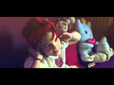 Dabeull feat. Holybrune - Blue Car (Official Video)