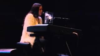 Vanessa Carlton - Nothing Where Something Used to Be, World Cafe Live, Philadelphia, 12/09/2015