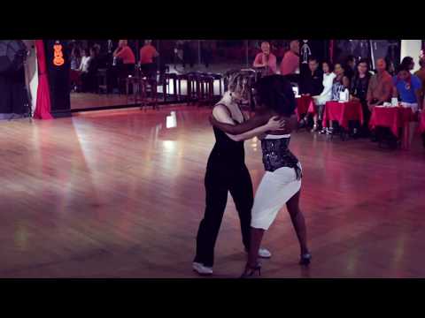 Yelizaveta Nersesova & Lauren Woods: Aníbal Troilo - Uno