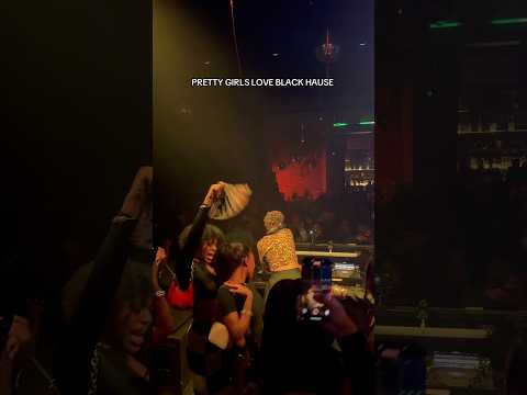 Tickets in bio!! #losangeles #afrobeats #afrohouse #housemusic #dj #dance