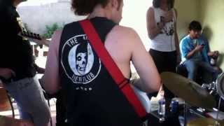 Jenkem Junkies - Two Faced Prick (Live)