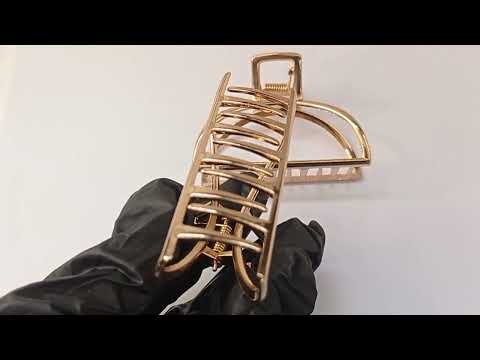 PIRANHA METAL CORAÇÃO DOURADA 8 CM