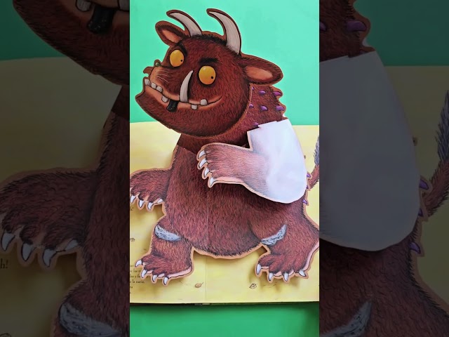 Vídeo relacionado con El grúfalo. Libro carrusel (Castellano - A PARTIR DE 3 AÑOS - MANIPULATIVOS (LIBROS PARA TOCAR, JUGAR Y PINTAR), POP-UPS - Otros libros)