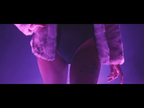 Video thumbnail for Rihanna