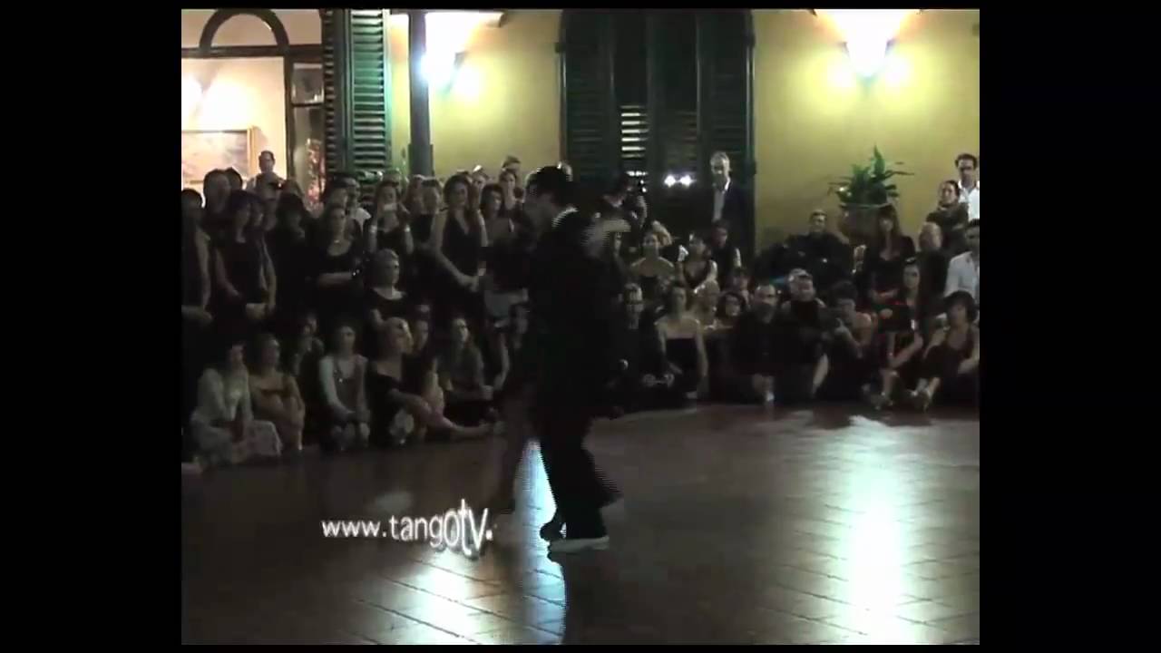 i-GRANDE ENCUENTRO DE TANGO IV villa castelletti 2011 esibizione  Marco y Valeria Gonzalez.mov