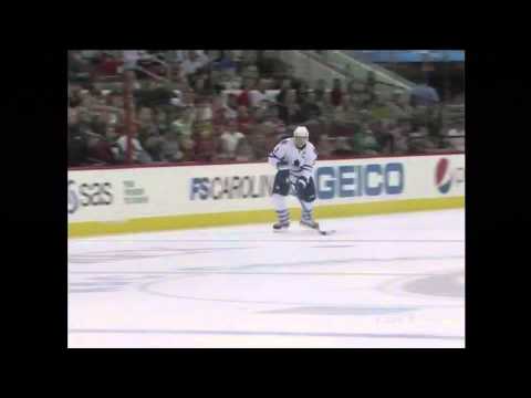 Maple Leafs @ Hurricanes - Tyler Bozak Scores - 110316