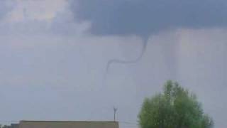 preview picture of video 'Funnel Cloud North of Montrose, Mn'