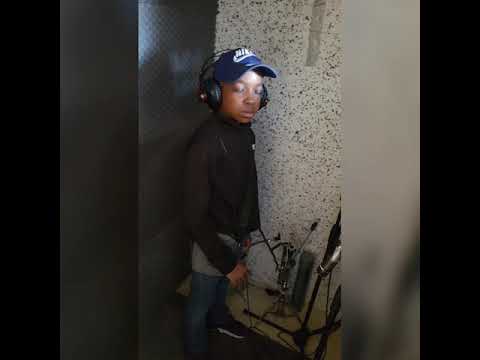 Pinda soepoe dans (kleine lowley)