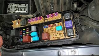 2007 Toyota Highlander AC Relay & AC Fuse, Blower Motor Fuse