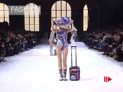 ISSEY MIYAKE Fall 2004 2005 Paris - Fashion Channel