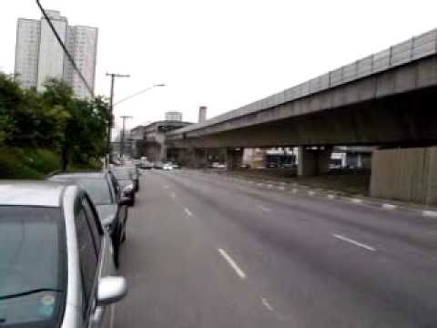 Gol turbo saindo no corte e subindo a avenida nova