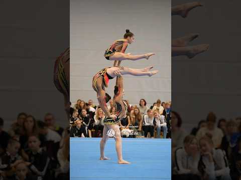 WOW see making of this pyramide #akrobatik #acrobatics #sportakrobatik #acro