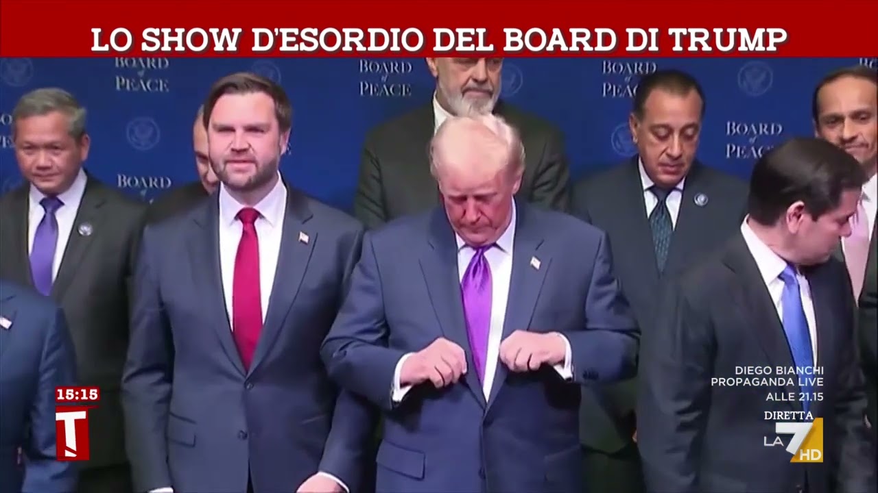 Lo show d'esordio del Board di Trump