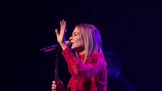 LeAnn Rimes - One Way Ticket (Re-Imagined) Live
