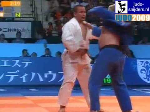 Judo 2009 Rotterdam: Martin Padar (EST) - Abdullo Tangriev (UZB) [+100kg] bronze.