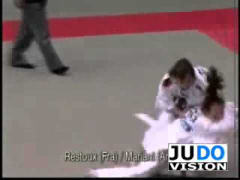 JUDO 1995 World Championships: Marie-Claire Restoux (FRA) - Carolina Mariani (ARG)