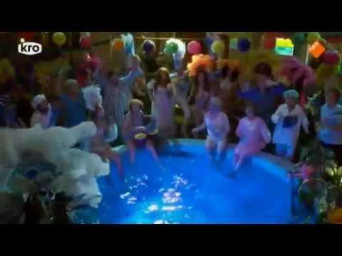 Schaep ahoy lied 6 dromen zijn bedrog gezongen door de hele cast