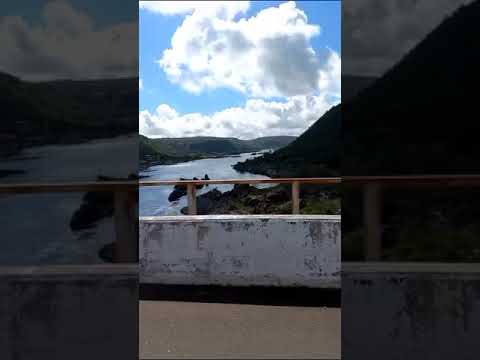 ponte entre Canindé do São Francisco  Sergipe e Piranhas Alagoas , Rio São Francisco Julho 2023